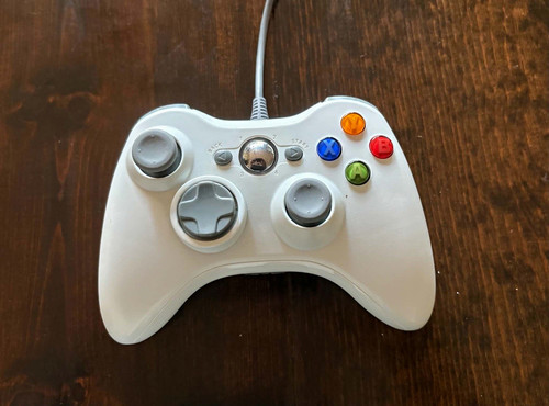 White wired usb gamepad - usb,